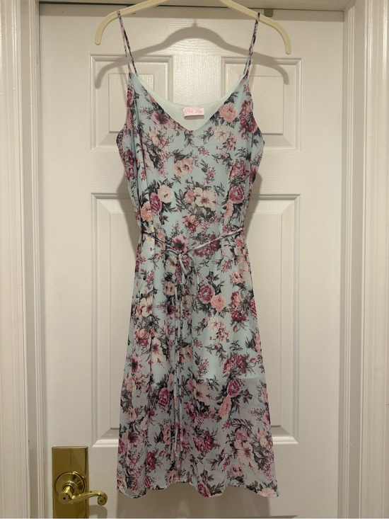 Pink Lily Dresses & Skirts - Pink Lily Light Blue Floral Midi Dress with Pink Rose Print